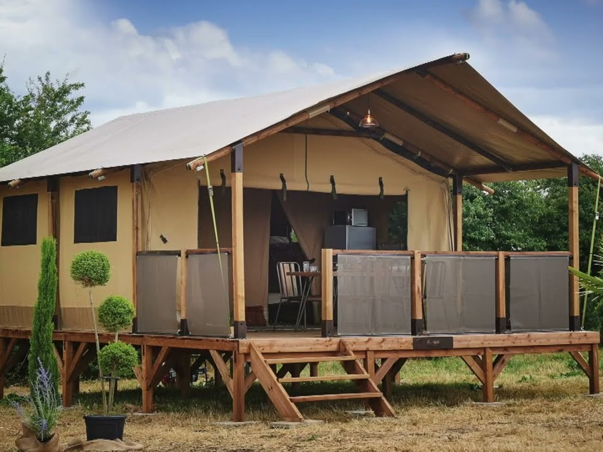 Tente lodge tout confort 1/5 pers.