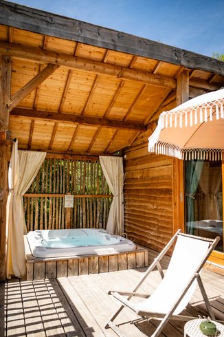 Hébergement AbracadaRoom : La cabane du Domaine des Ecus d'Or - Image 11