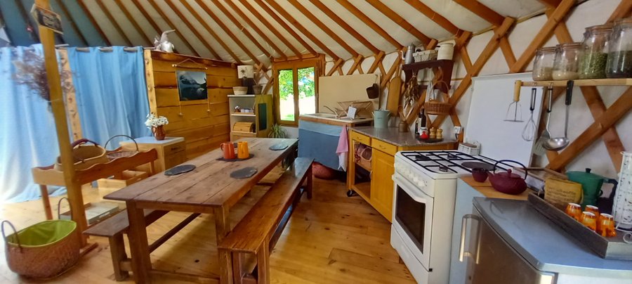 Hébergement AbracadaRoom : Yourte Immersion Nature - Image 3