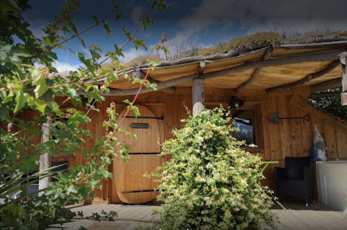 Maison  du Hobbit avec spa privatif à Villarzel Du Razès (36)
