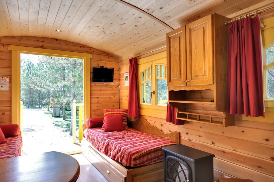 Hébergement AbracadaRoom : Roulottes 5 people [copie] - Image 4