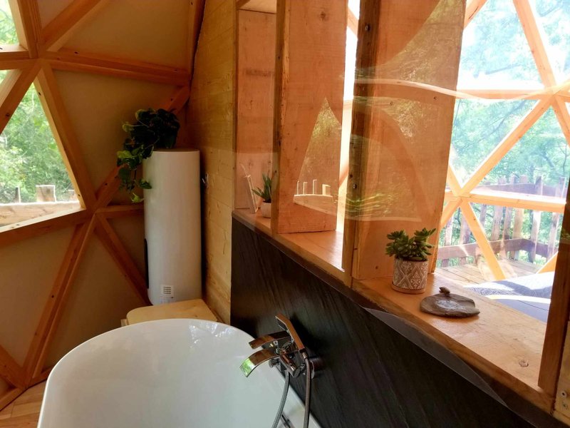 Hébergement AbracadaRoom : Dôme Stonewood sur pilotis & spa - Image 22