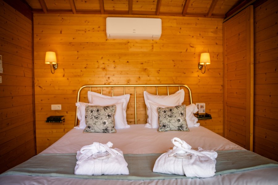 Hébergement AbracadaRoom : La cabane du Domaine des Ecus d'Or - Image 19