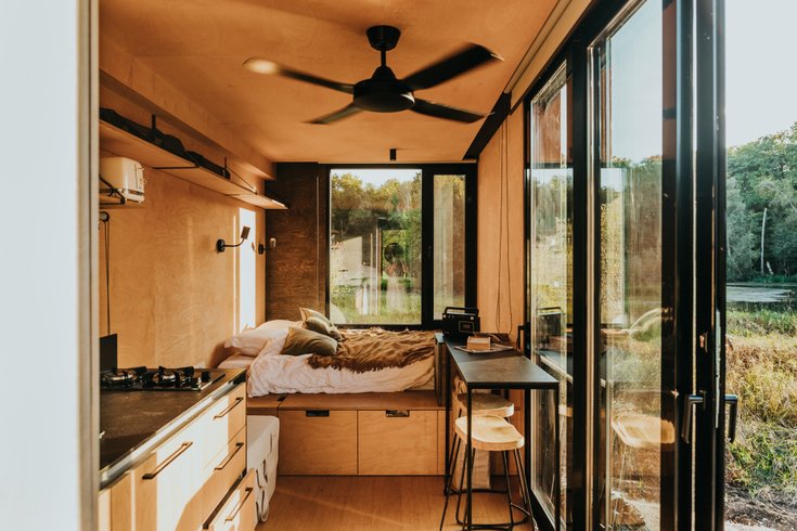 Domaine AbracadaRoom : Parcel Tiny House  - vignes et chevaux dans la Bresse - Image 2