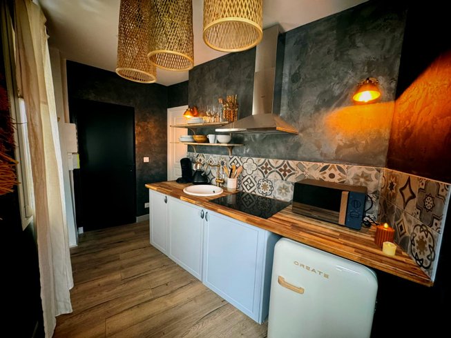 Hébergement AbracadaRoom : Évasion Sauvage et Luxe : Une Suite d’Exception À 10 minutes du centre ville d'AMIENS - Image 19