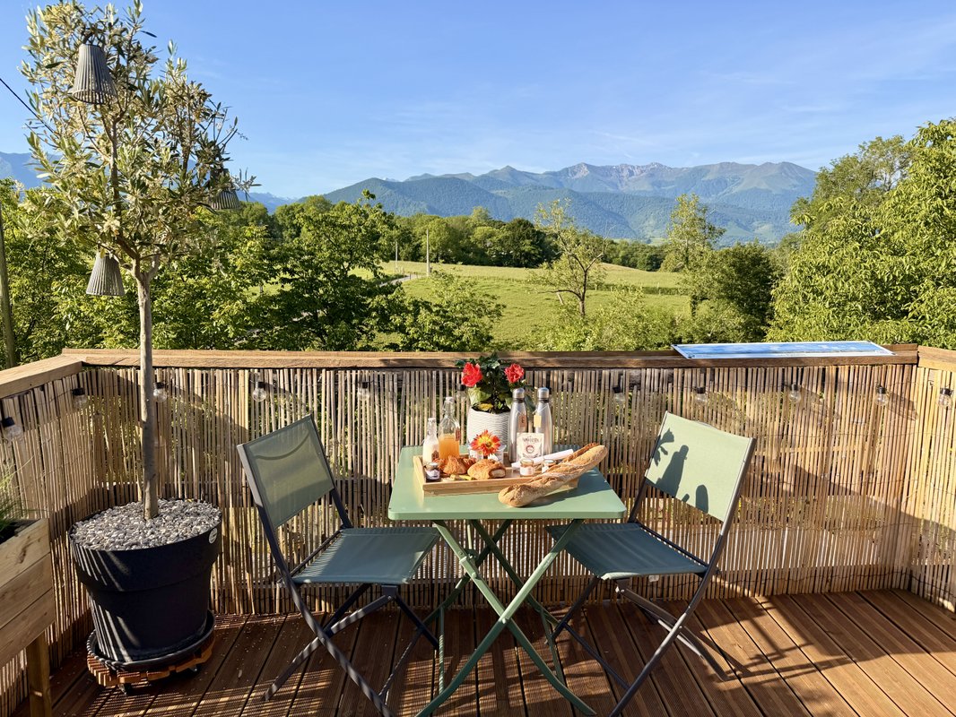 Le dôme avec spa privatif et vue sur les Pyrénées à Asson (3)