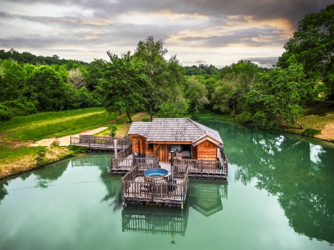 Hébergement AbracadaRoom : Cabane du Lac & Spa - Image 1