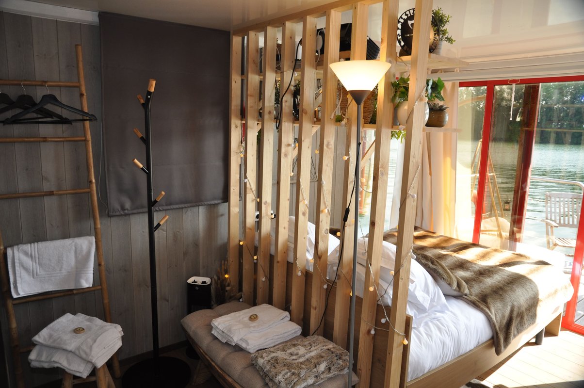 Stockholm & Spa à Saint-Martin-La-Garenne (21)