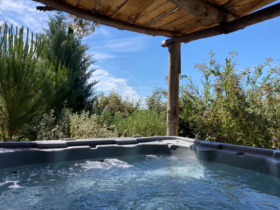 Maison  du Hobbit avec spa privatif à Villarzel Du Razès (11)