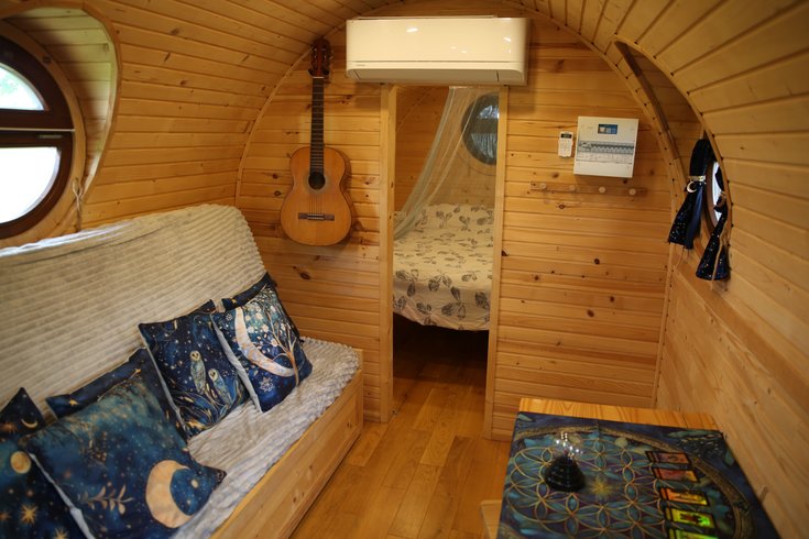 Hébergement AbracadaRoom : La roulotte de la magicienne - Image 10