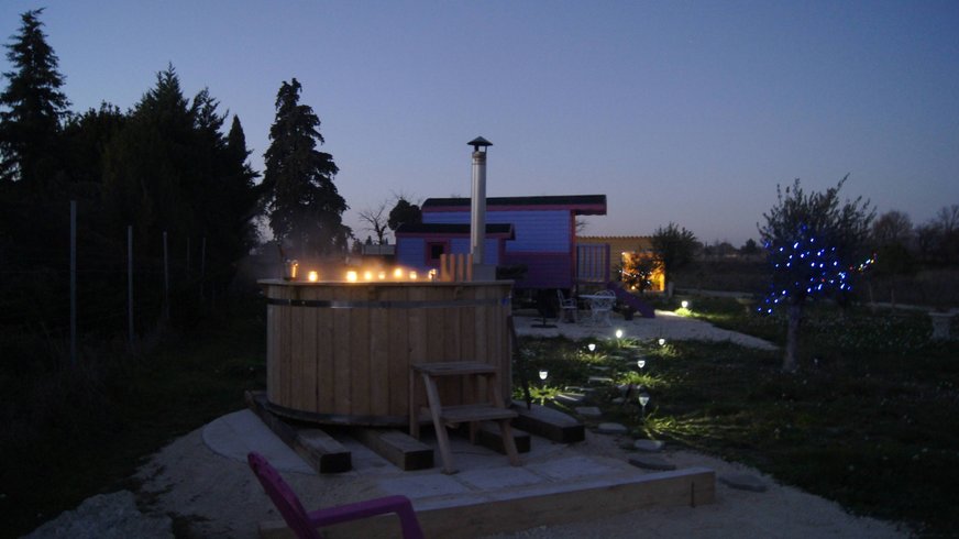 Hébergement AbracadaRoom : Roulotte lavande - Image 5