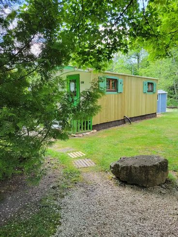 Hébergement AbracadaRoom : La Roulotte au Moulin de la Fontaine & Spa - Image 3