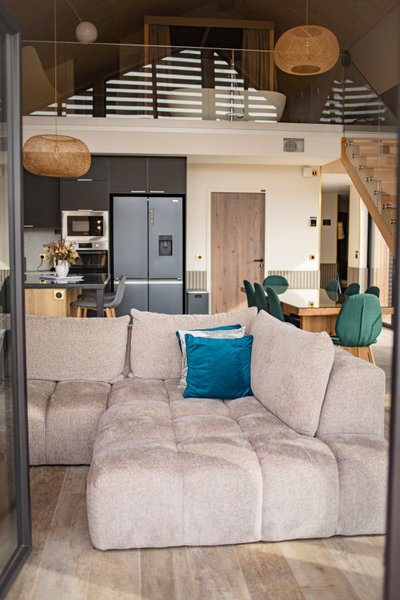 Hébergement AbracadaRoom : Hestia + Freya : Ecolodge de luxe avec 2 bains nordiques pour 2-14 personnes - Image 5