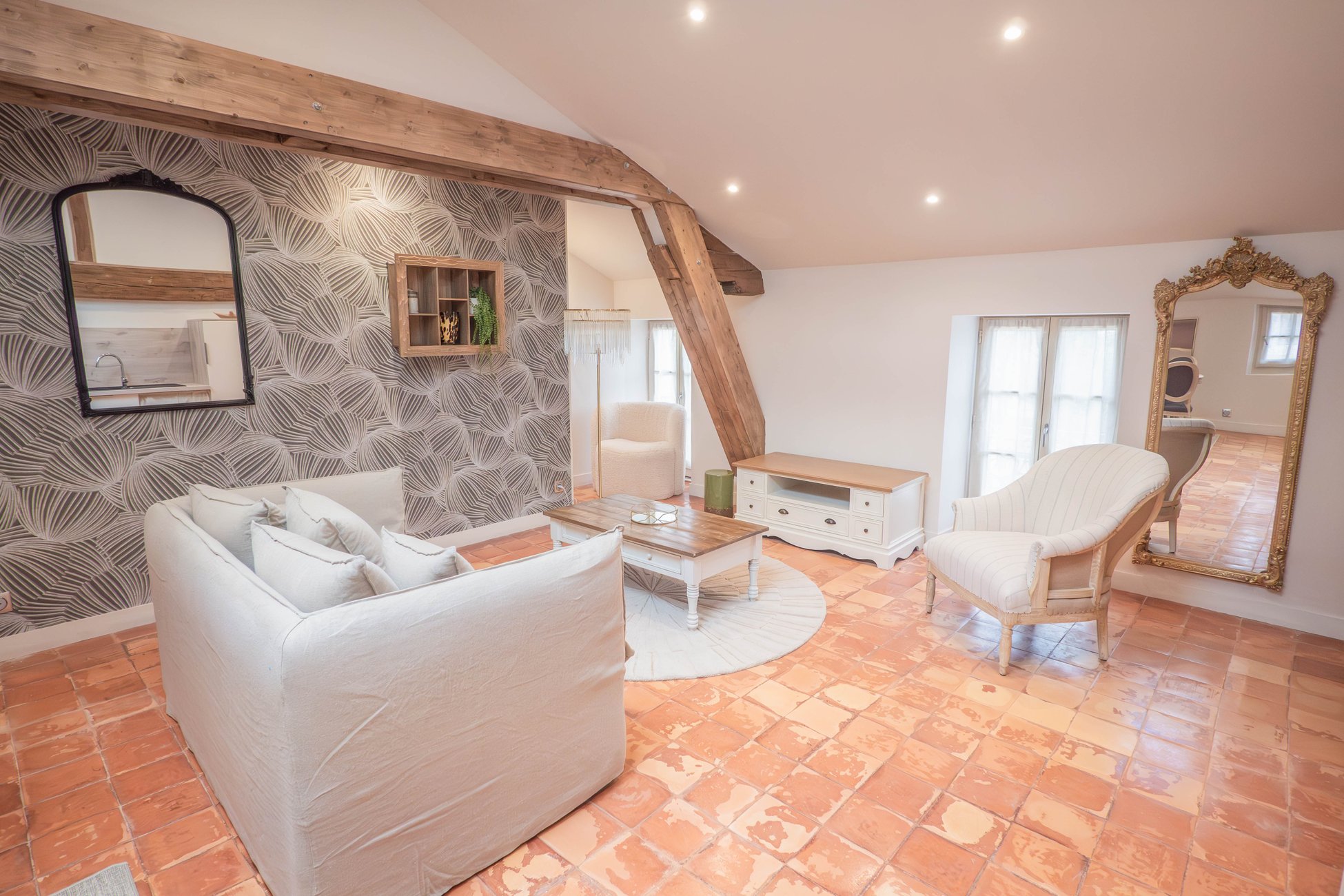 Hébergement UnicStay : Le Cadran Solaire du Château, Gîte 5* à Pezenas