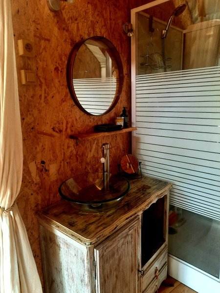 Hébergement AbracadaRoom : Yourte contemporaine tout confort - Image 9