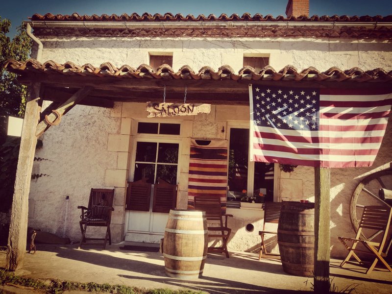 Domaine AbracadaRoom : Clos de l'Isop, le village d'hébergements insolites - Image 2