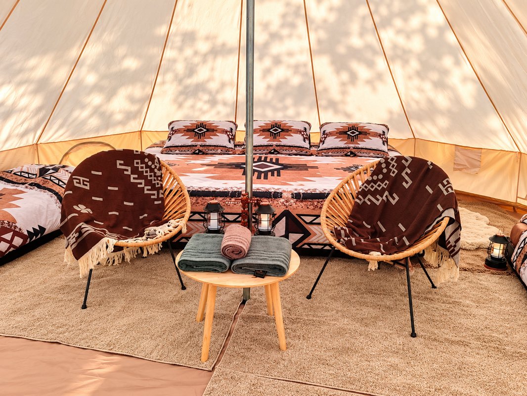 Le camps des tipis & spa à Les Cresnays (14)
