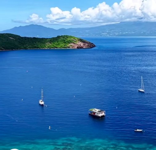 Domaine AbracadaRoom : AQUA LODGE Les Saintes Terre de Haut Guadeloupe - Image 15