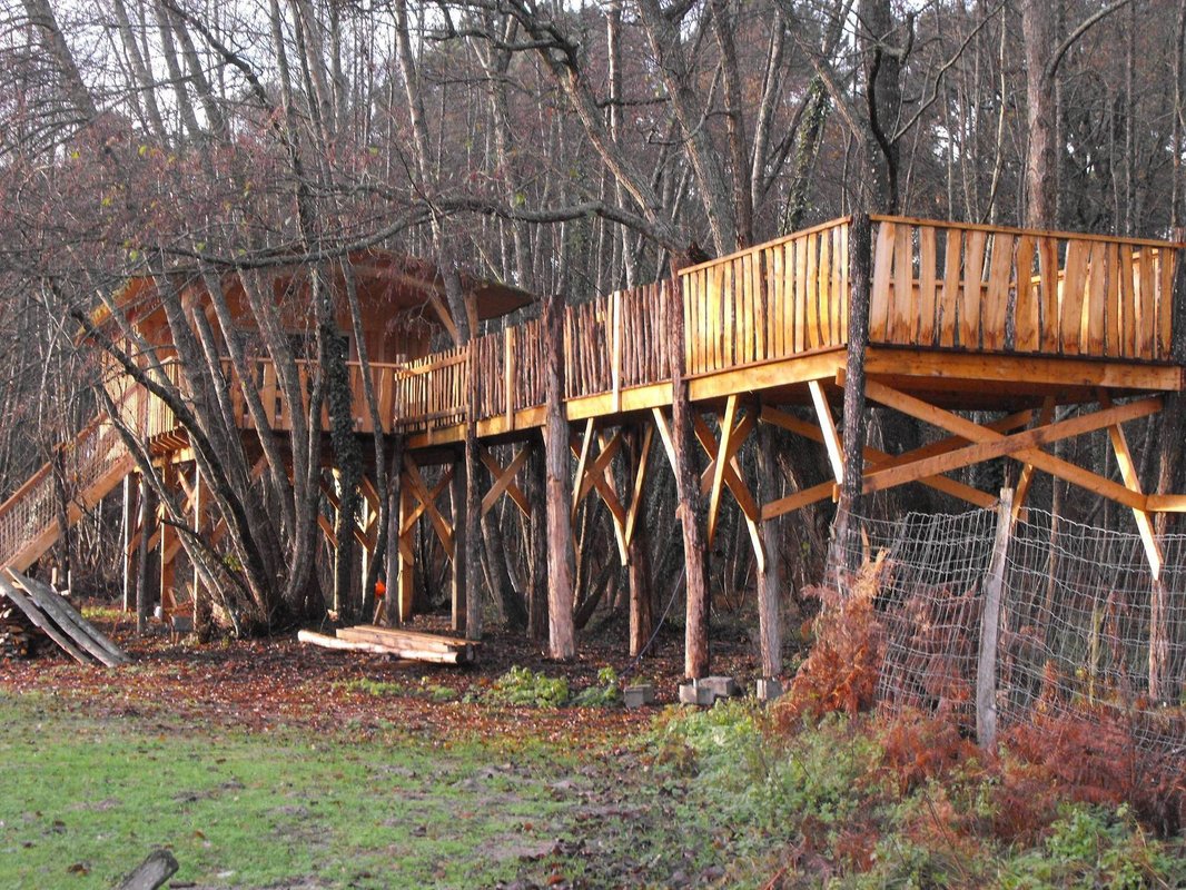 Cabane des Cerfs à Allons (6)