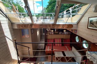 Péniche le Haricot Noir