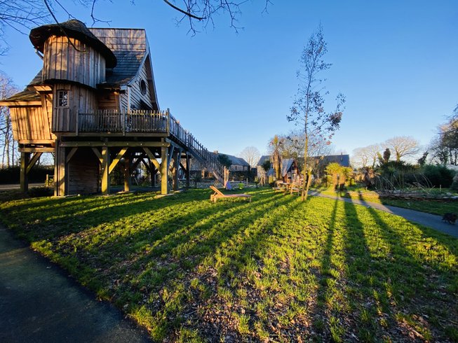 Hébergement AbracadaRoom : Le Repaire du dragon, château féérique avec SPA - Image 49