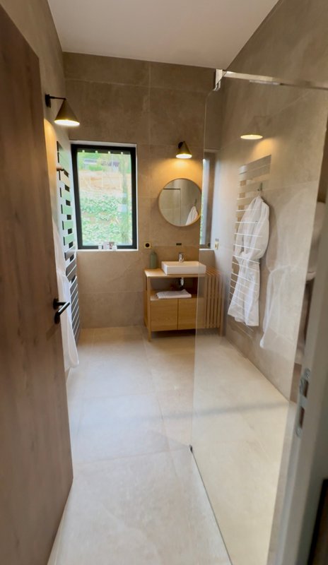 Hestia + Freya : Ecolodge de luxe avec 2 bains nordiques pour 12-13 personnes à Saint-Mards-En-Othe (27)