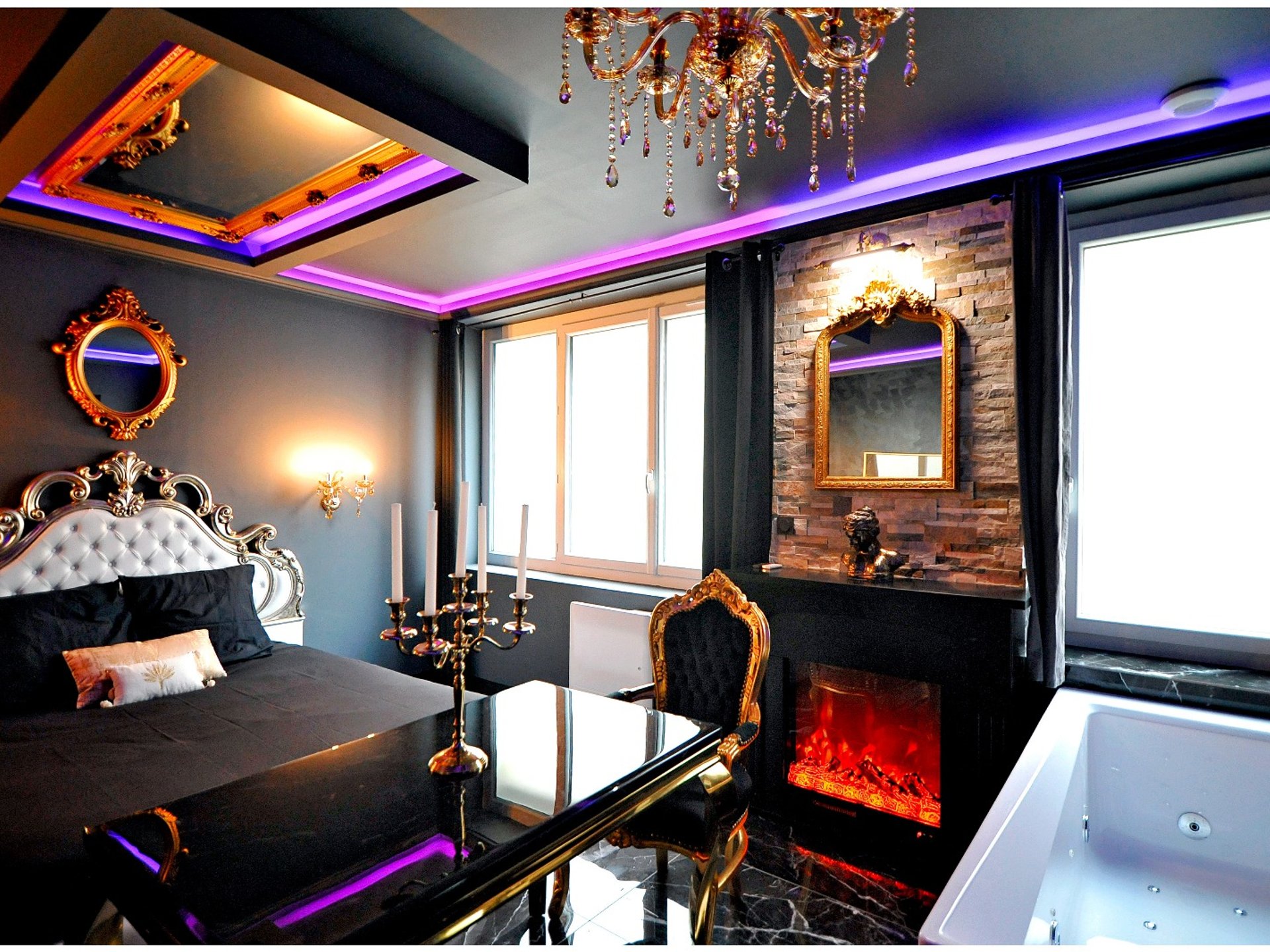 La suite MAJESTUEUSE, SPA XXL, CHEMINÉE LUXE, 5 min du centre