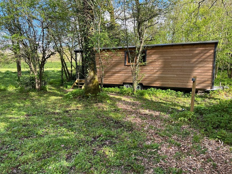 Hébergement AbracadaRoom : La Roulotte de La Garenne - Image 1