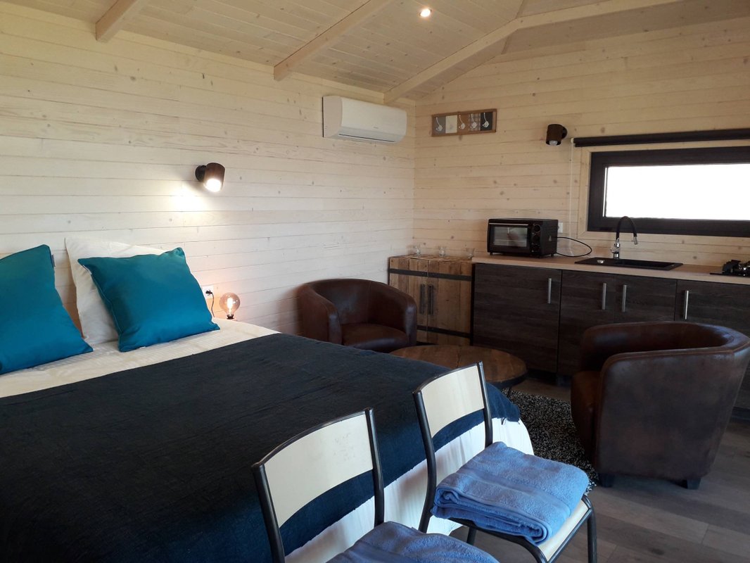 Cabane Spa des Baies Sauvages à Villarzel Du Razès (22)