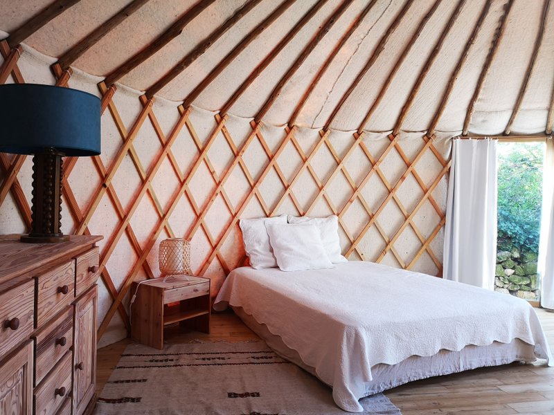 Hébergement AbracadaRoom : Yourte au coeur du village de Fontvieille - Image 5