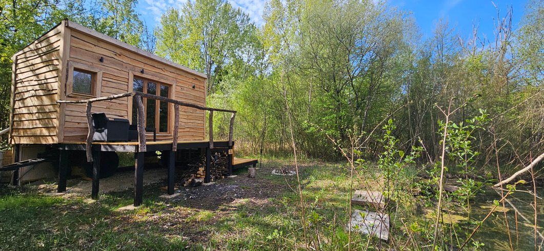 Hébergement AbracadaRoom : Love room au bord de l'eau IDF - Image 1