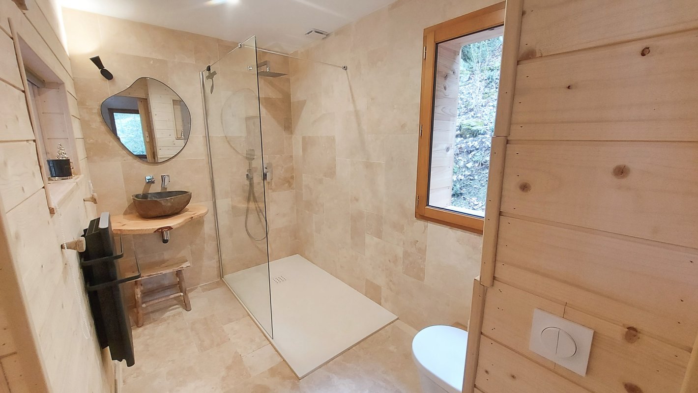 Chalet l'Empreinte à Saint Etienne De Tinée (19)