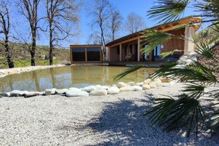 Cabane sur pilotis Cantal