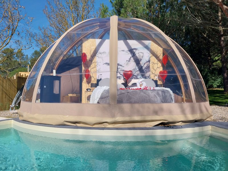 Hébergement AbracadaRoom : "F"anny - Wigwam, piscine & spa - Image 3