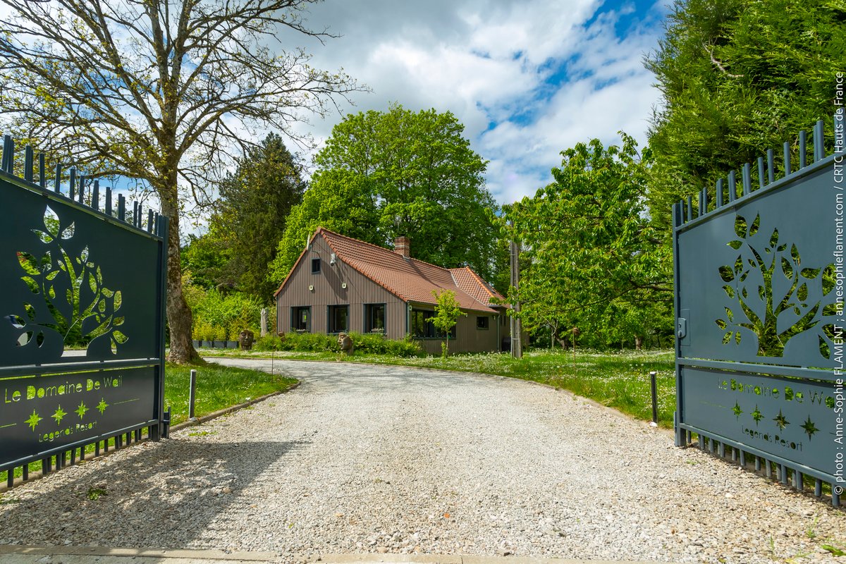 La cabane Haut-Perchée & Spa à Wail (45)
