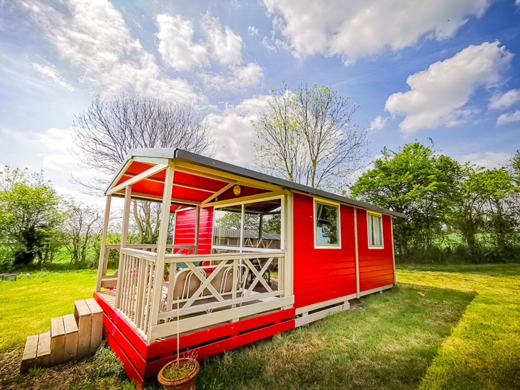 Chalet Rouge à Caumont-Sur-Aure (1)