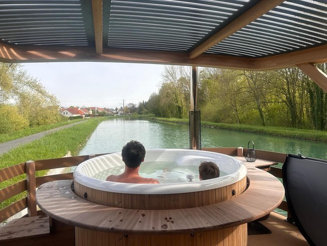 Hébergement AbracadaRoom : House Boat avec SPA naviguant en Champagne - Image 5