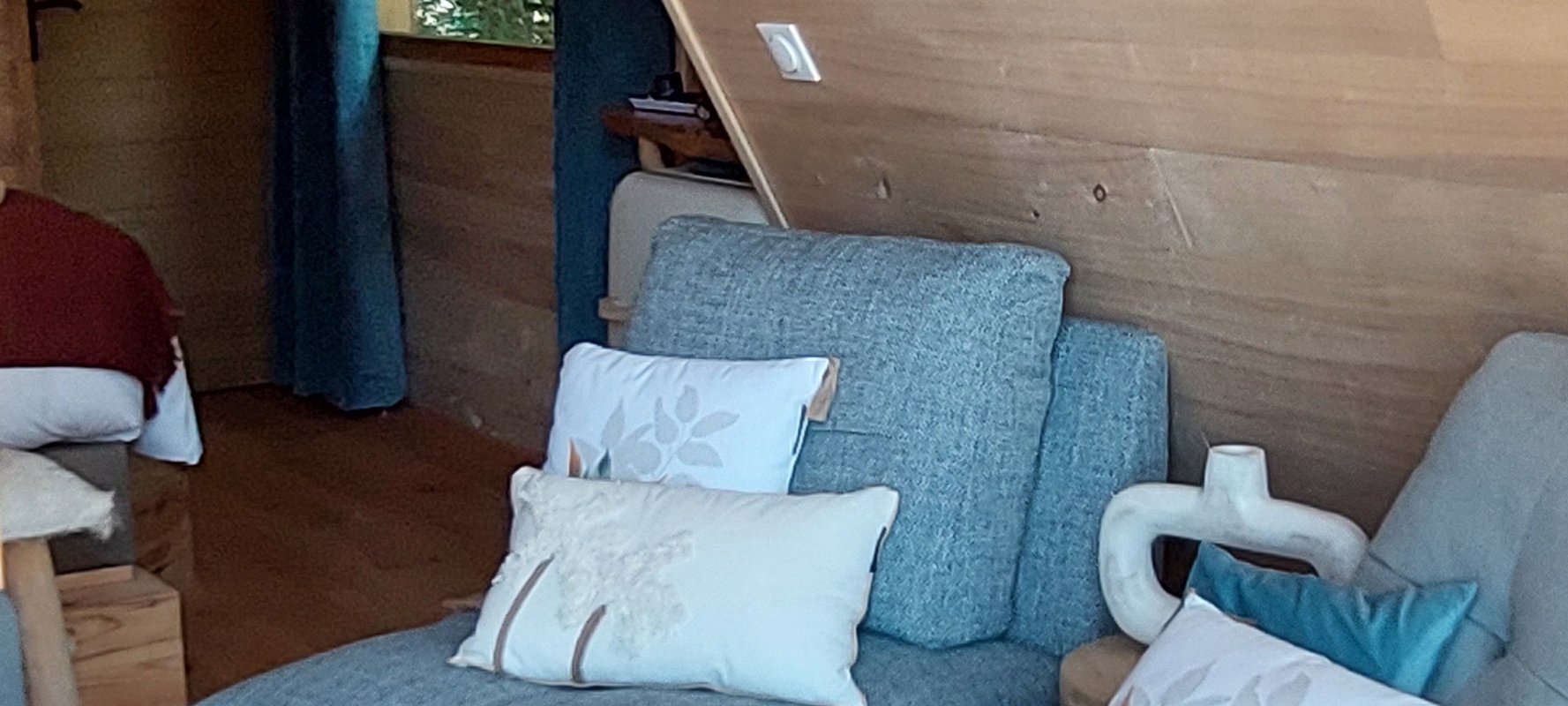 Cabane perchée BLOOMA & Spa à Sarrant (15)