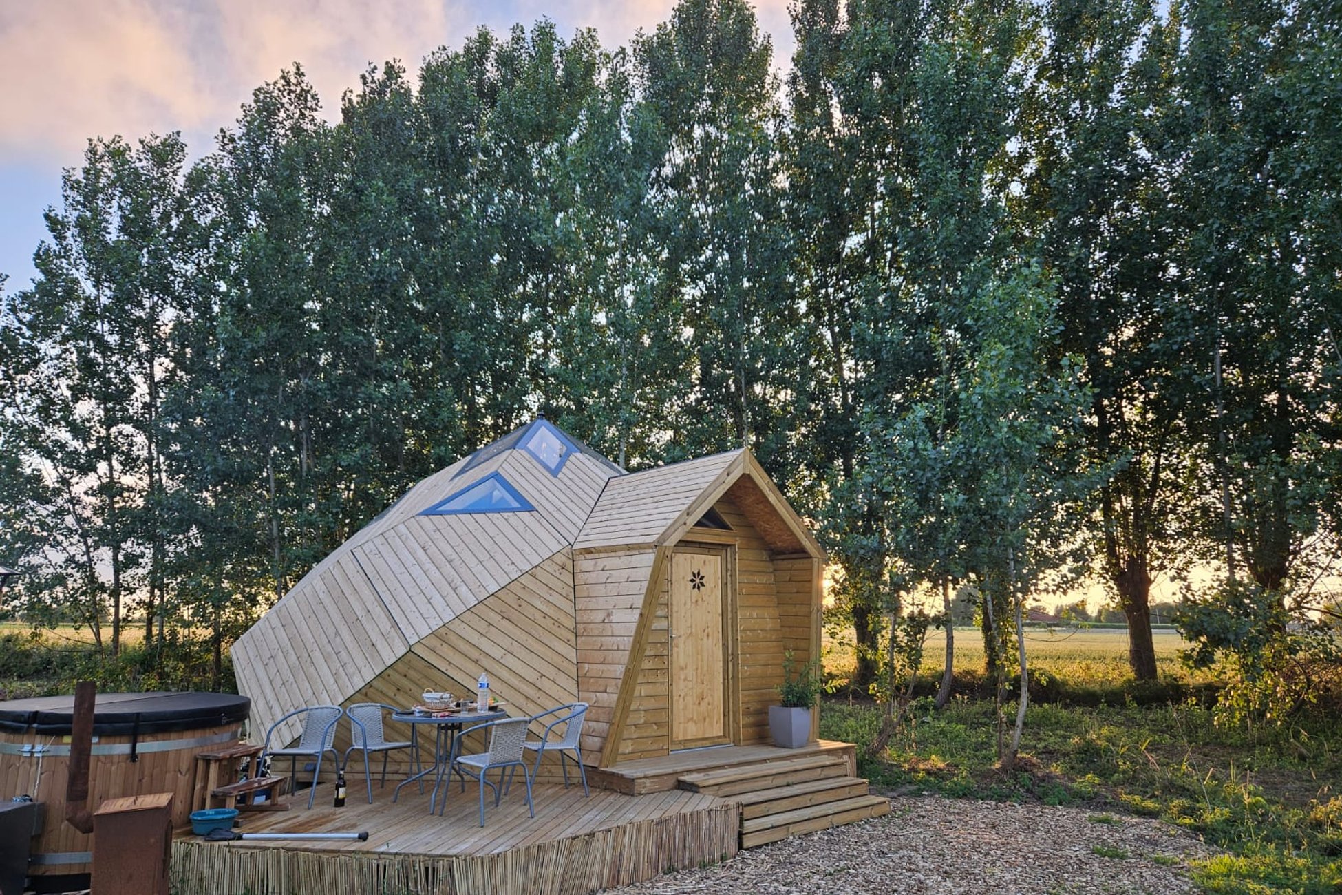 Hébergement UnicStay : Zome Sweet Zome & Bain nordique à Zutkerque