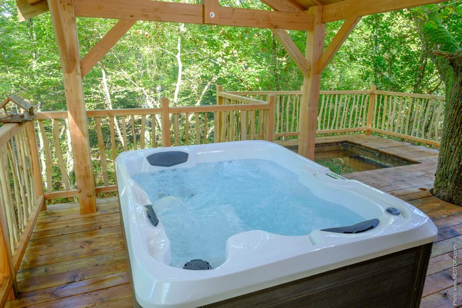 Hébergement AbracadaRoom : La Cabane du Grand Chêne & Spa - Image 2