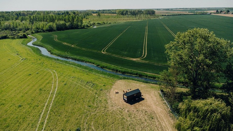 Domaine AbracadaRoom : Parcel Tiny House - près des chevaux en Bourgogne - Image 1