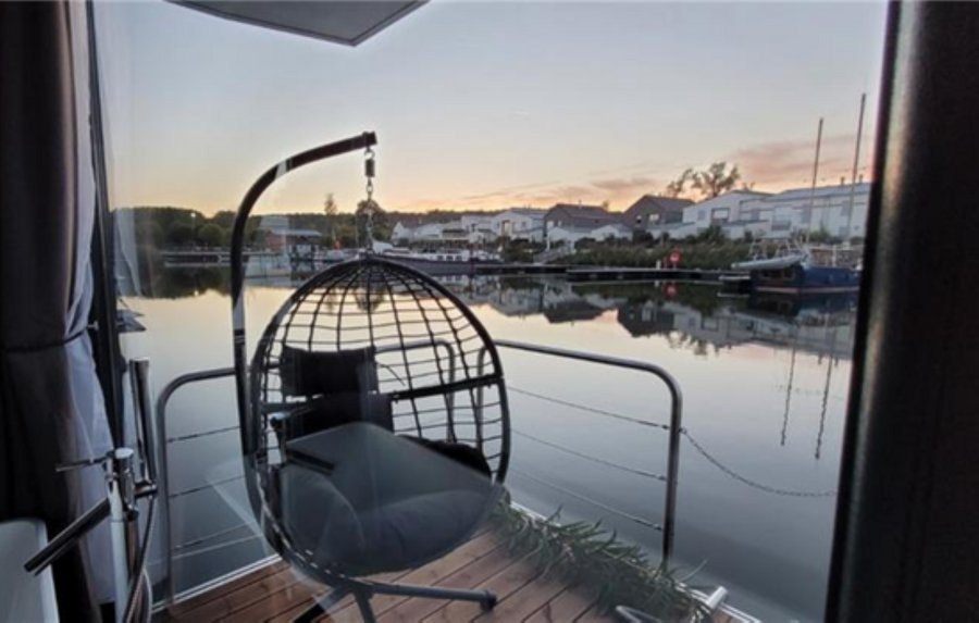 Hébergement AbracadaRoom : Suite flottante Lit King-size Balnéo Sauna - Image 6