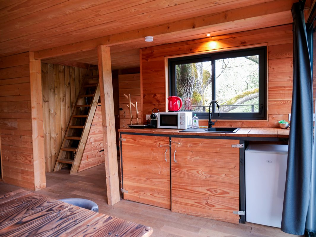 Notre Cabane perchée & son lac privé à Sadirac (7)