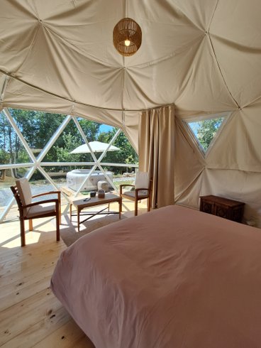 Hébergement AbracadaRoom : Dôme romantique avec petit-déjeuner et jacuzzi - Image 6