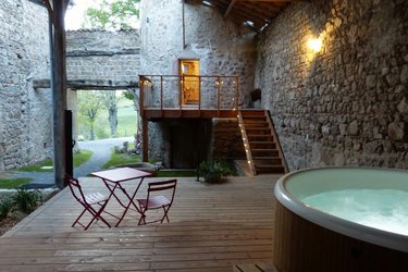 La Tour du Canet & Spa à Longessaigne (2)