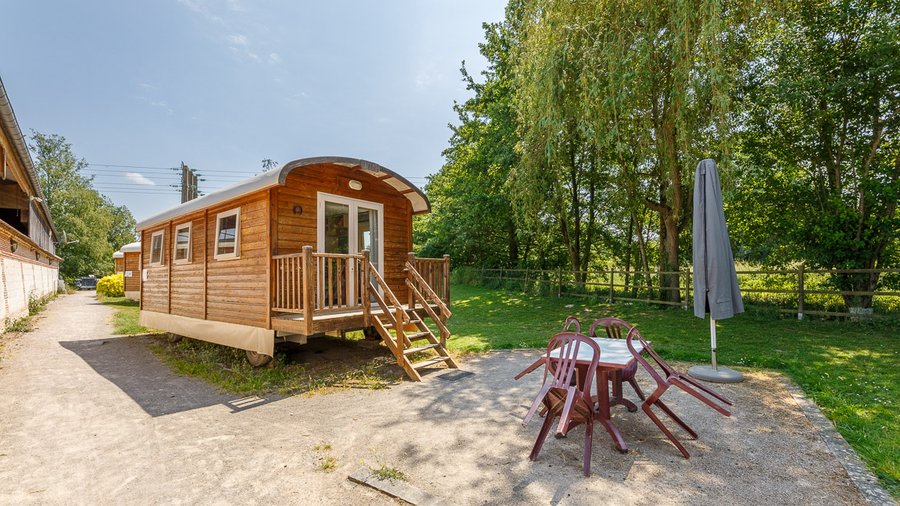 Hébergement AbracadaRoom : Roulotte 2 - Image 2