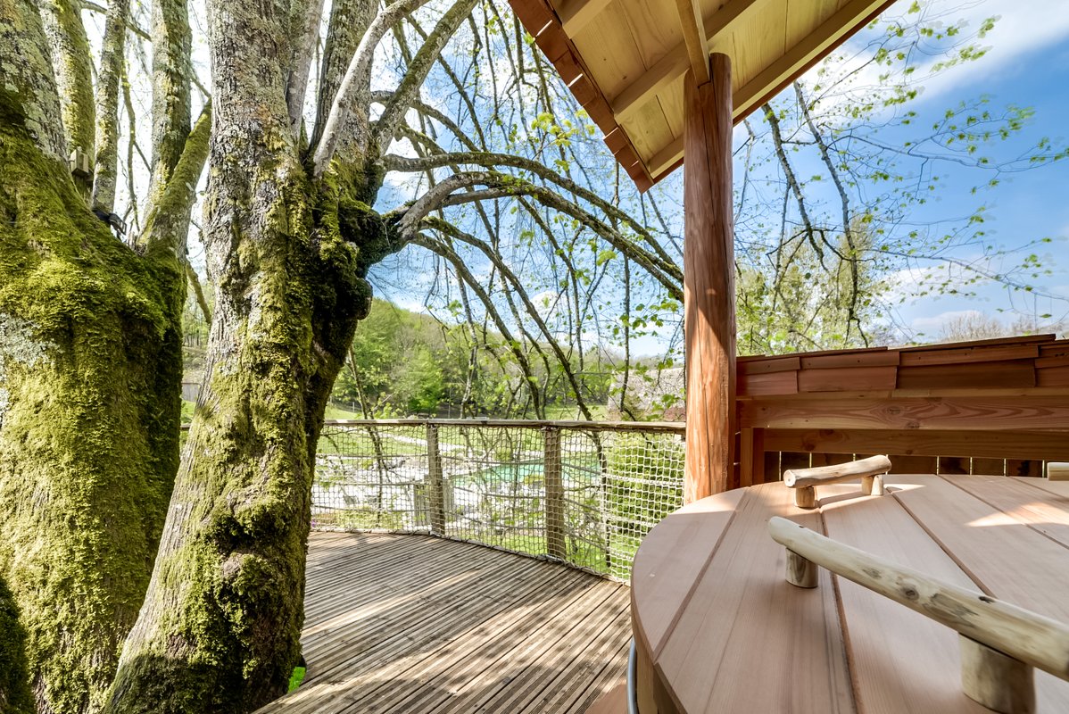 Cabane Spa des Cyprès à Corcelle-Mieslot (5)