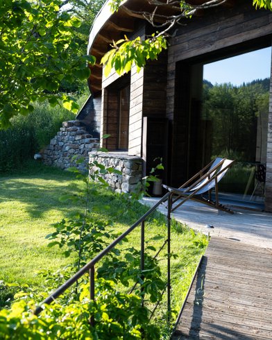 Hébergement AbracadaRoom : La Bulle de Pierre avec Spa privatif - Ecolodge au milieu des volcans - Image 5