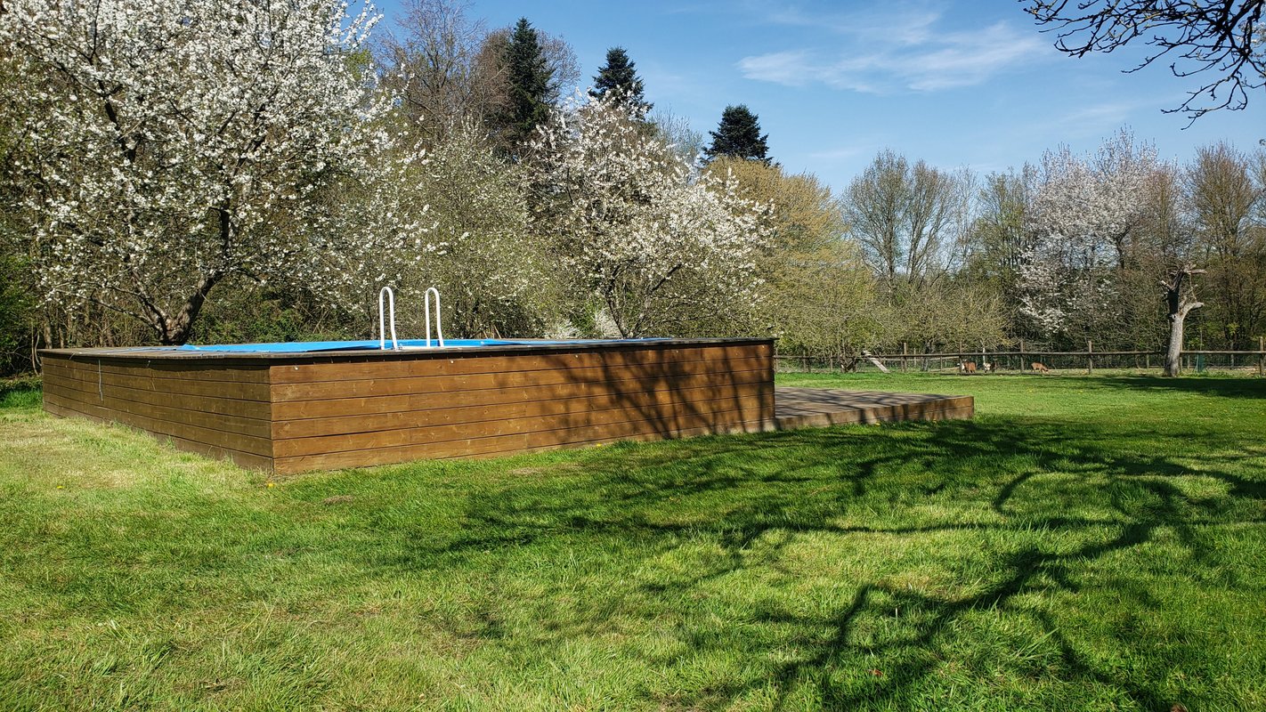Cabane du domaine du Valdorgère  & Piscine à Bailleul La Vallée (5)