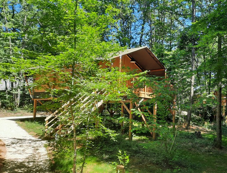 Domaine AbracadaRoom : Castelwood - Image 2